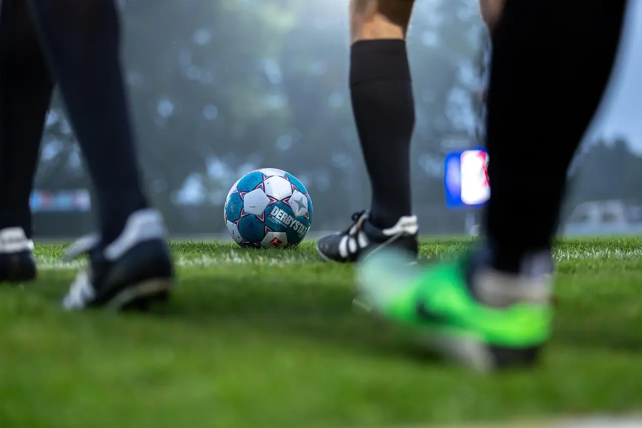 Runde 11 med sene afgørelser, VAR-drama og vendepunkter i 2. Bundesliga