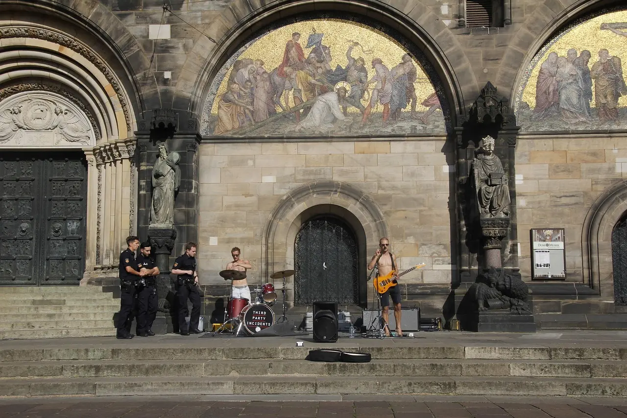 Hvem betaler for politiet ved fodboldkampe i Tyskland?